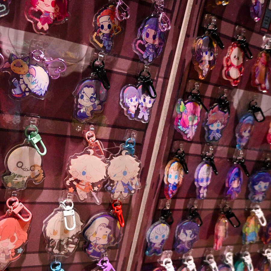 Charm display